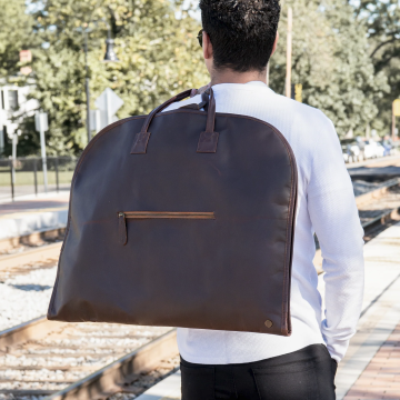 Garment Bag as Carry-On Delta: The 2025 Guide for B2B Buyers and Corporate Travel Solutions