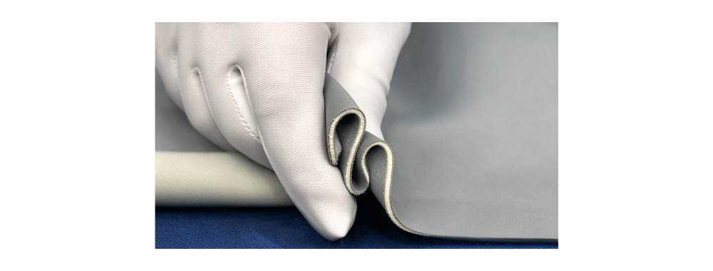  The picture shows that chloroprene rubber fabric is soft